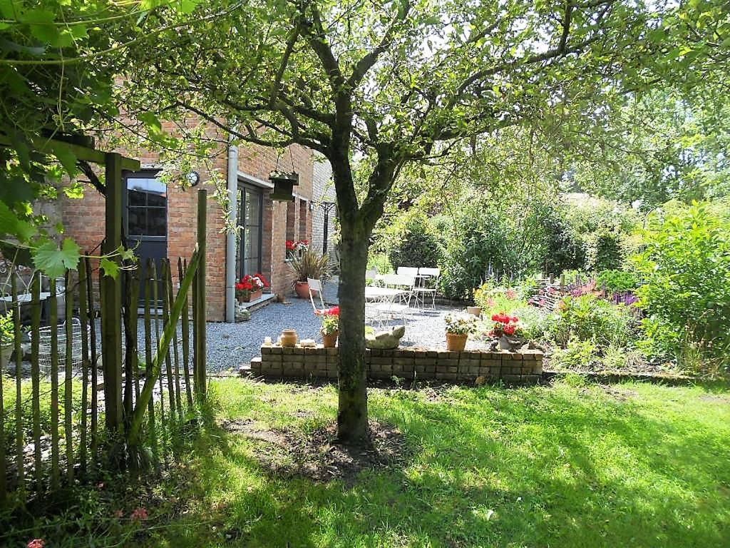 B&B Destiny Maldegem Bagian luar foto