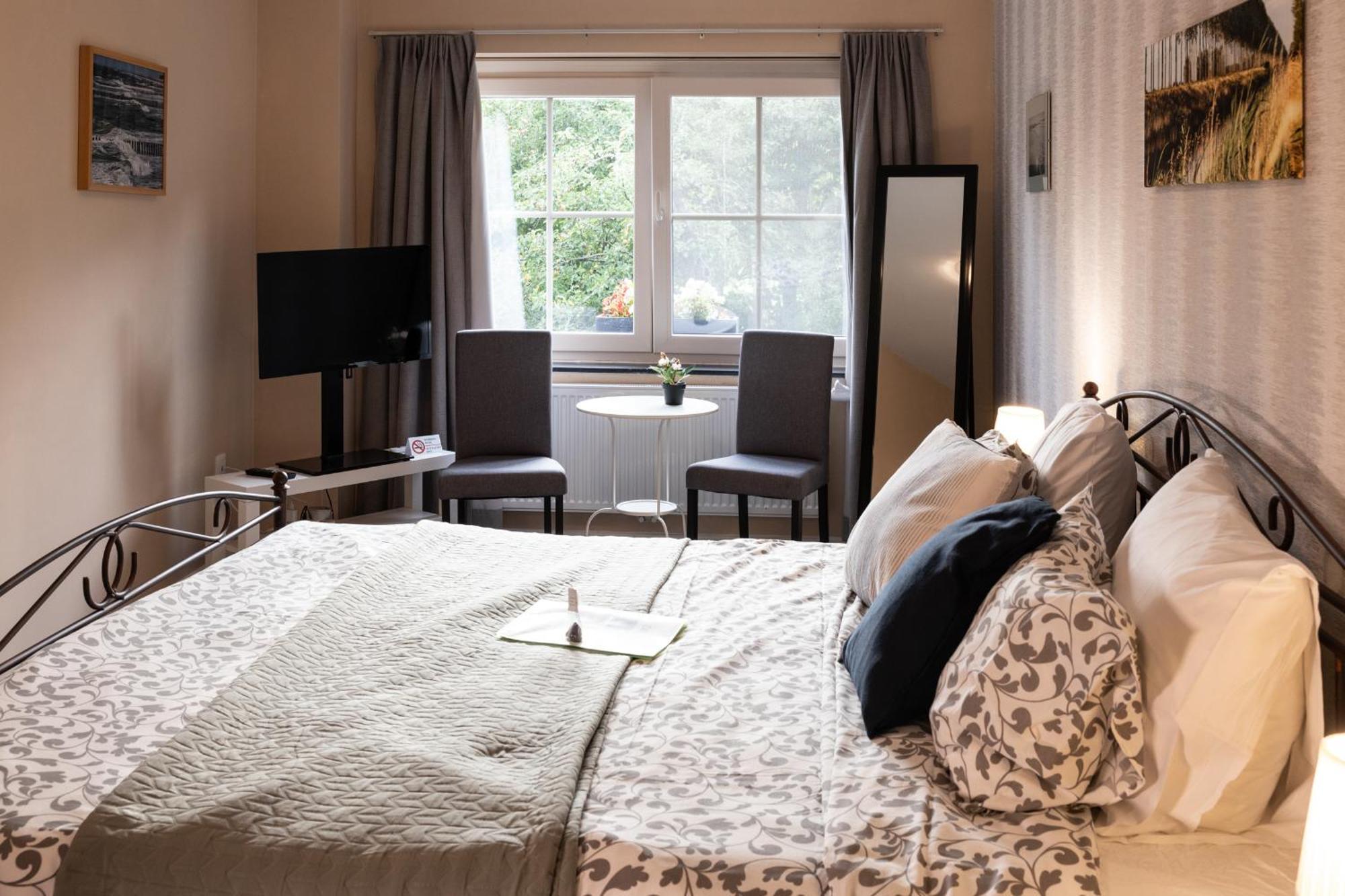B&B Destiny Maldegem Bagian luar foto